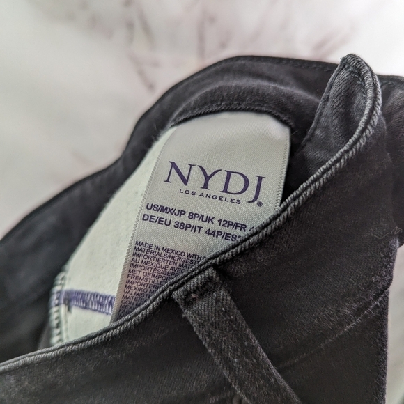 NYDJ Pants Womens 8 P Black Ami Skinny Stretch Jeans Mid Rise Daughters - Picture 12 of 15